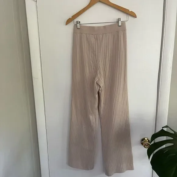 Abercrombie & Fitch High Rise Ribbed Bootcut Pant in Tan - Picture 3 of 8